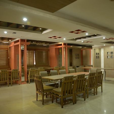 Hotel Sri Sai Krupa 海得拉巴 外观 照片