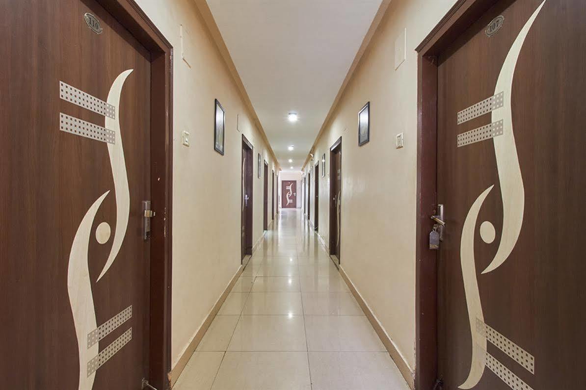 Hotel Sri Sai Krupa 海得拉巴 外观 照片